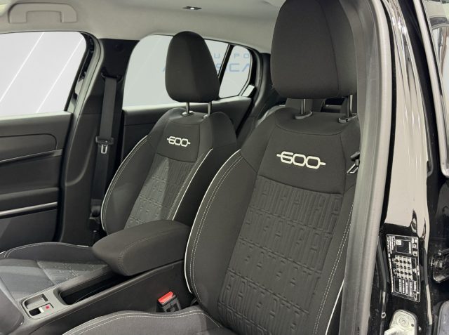 FIAT 600 HYBRID 145 CV DCT MHEV ICON - foto 9