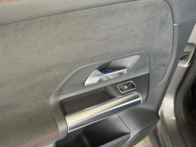 MERCEDES-BENZ GLA 200 D AUTOMATIC PREMIUM - foto 13