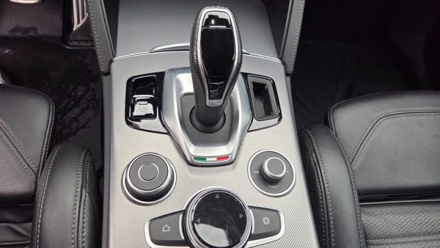 ALFA ROMEO STELVIO 2.0 TURBO 280 CV AT8 Q4 VELOCE P - foto 22