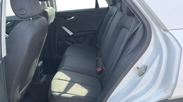 AUDI Q2 30 TDI BUSINESS - foto 9