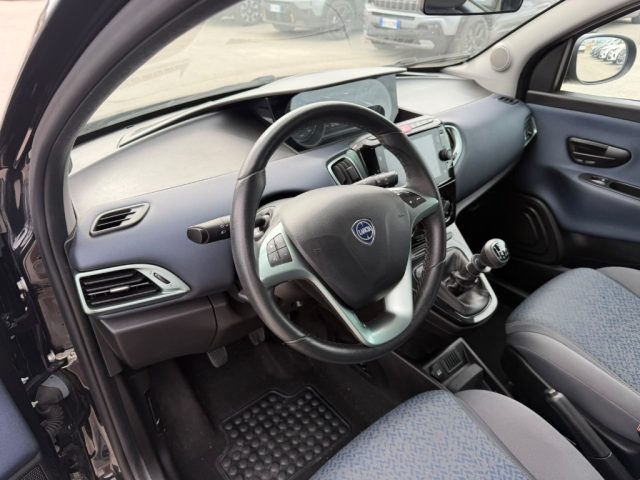 LANCIA YPSILON 1.0 FIREFLY 5 PORTE S&S HYBRID G - foto 11