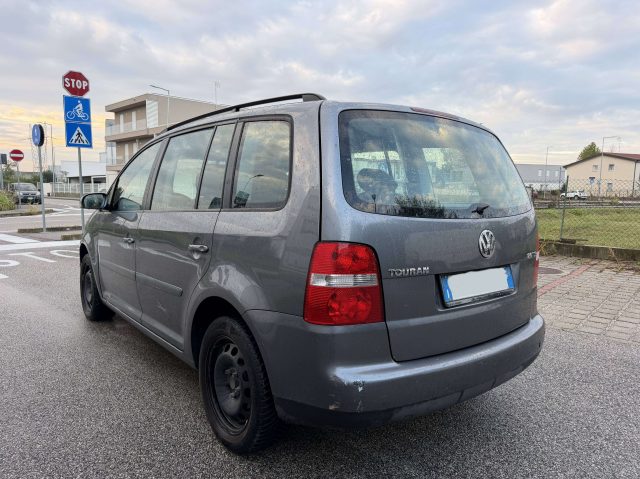 VOLKSWAGEN TOURAN TOURAN 2.0 TDI TRENDLINE 140CV 7 - foto 5