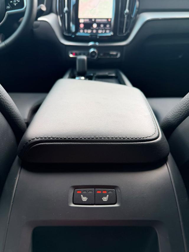VOLVO XC60 B4 D AUTOMATICO PLUS DARK - foto 9