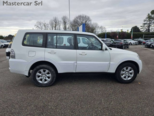 MITSUBISHI PAJERO PAJERO IV 2007 3.2 CR INSTYLE 5P - foto 7