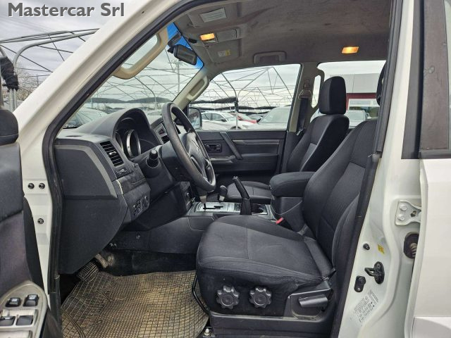 MITSUBISHI PAJERO PAJERO IV 2007 3.2 CR INSTYLE 5P - foto 10