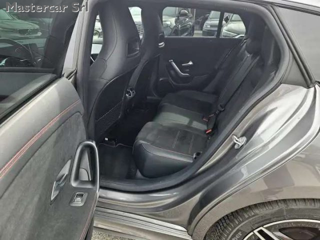 MERCEDES-BENZ CLA 180 CLA SHOOTING BRAKE PREMIUM AUTO  - foto 12