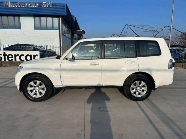MITSUBISHI PAJERO PAJERO IV 2007 3.2 CR INSTYLE 5P - foto 3