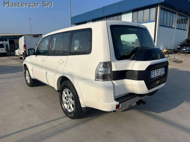 MITSUBISHI PAJERO PAJERO IV 2007 3.2 CR INSTYLE 5P - foto 4