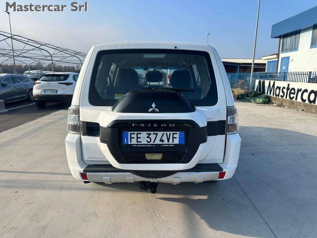 MITSUBISHI PAJERO PAJERO IV 2007 3.2 CR INSTYLE 5P - foto 5