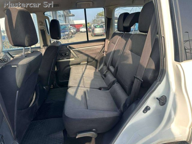 MITSUBISHI PAJERO PAJERO IV 2007 3.2 CR INSTYLE 5P - foto 11