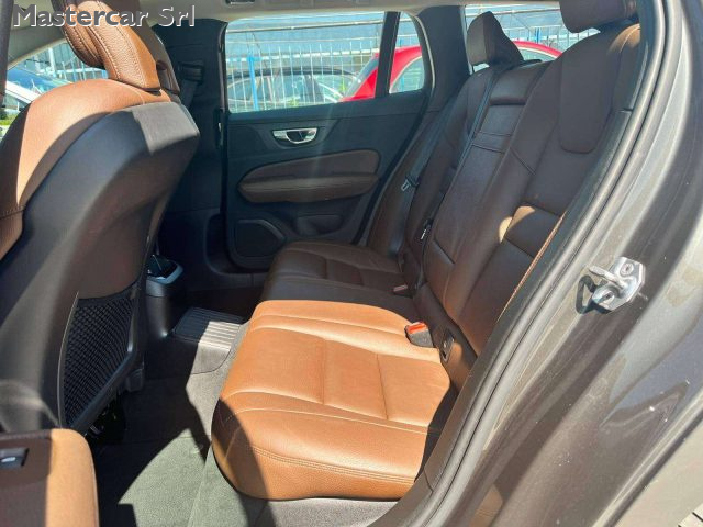 VOLVO V60 V60 II 2019 2.0 T8 TE INSCRIPTIO - foto 11