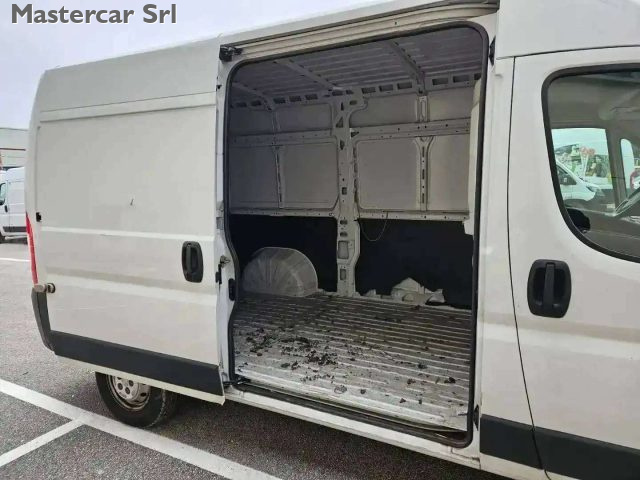 PEUGEOT BOXER 330 L2H2 2.2 BLUEHDI 140CV - GF4 - foto 15
