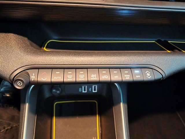 JEEP AVENGER 1.2 TURBO ALTITUDE FWD 100CV - foto 18
