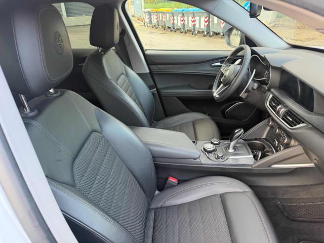 ALFA ROMEO STELVIO 2.2 TURBODIESEL 210 CV AT8 Q4 EX - foto 30