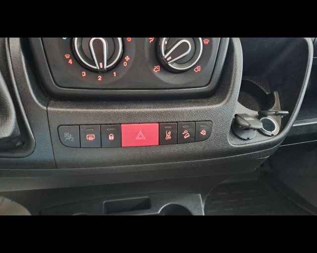CITROEN JUMPER 30 L1H1 2.2 BLUEHDI 120CV S&S-DE - foto 11
