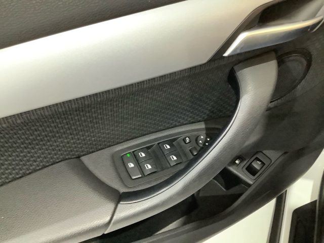 BMW X1 XDRIVE25E BUSINESS ADVANTAGE - foto 21