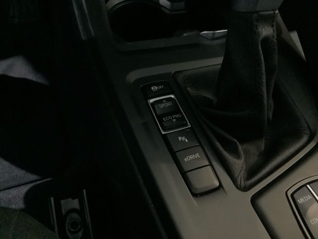 BMW X1 XDRIVE25E BUSINESS ADVANTAGE - foto 22