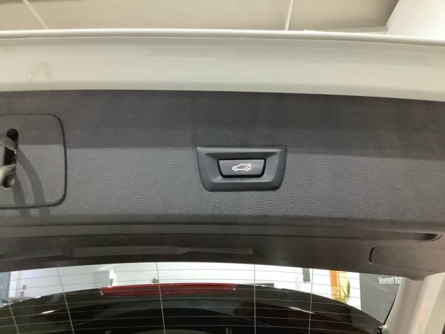 BMW X1 XDRIVE25E BUSINESS ADVANTAGE - foto 26