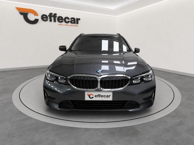 BMW 320 D 48V BUSINESS ADV. TOURING - foto 2