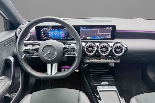 MERCEDES-BENZ A 250 AUTOMATIC 4MATIC AMG LINE PREMIU - foto 6