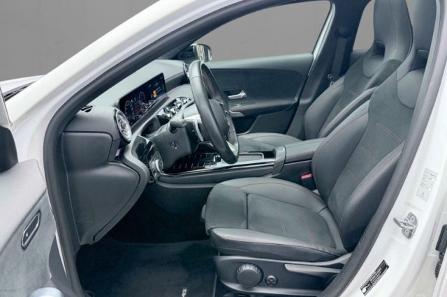 MERCEDES-BENZ A 250 AUTOMATIC 4MATIC AMG LINE PREMIU - foto 7