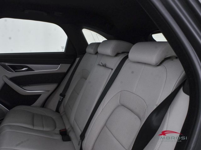 JAGUAR KTM F PACE 2.0 D 163 CV AWD AUT. R-D - foto 10