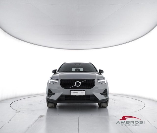 VOLVO XC40 2.0 B3 PLUS DARK AUTO - foto 5