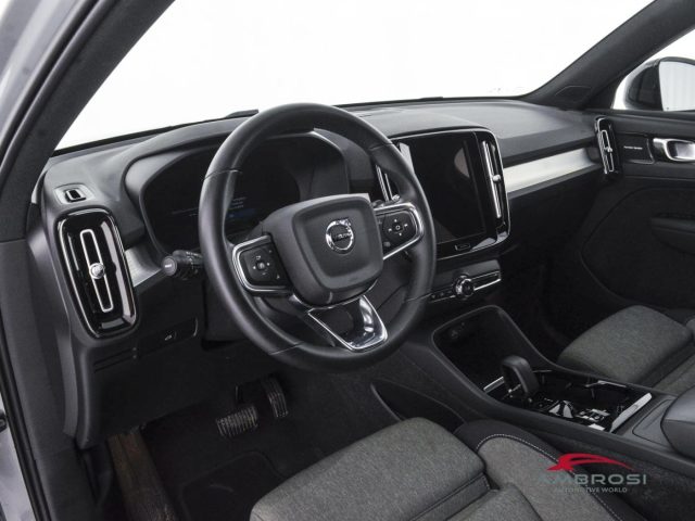 VOLVO XC40 2.0 B3 PLUS DARK AUTO - foto 8
