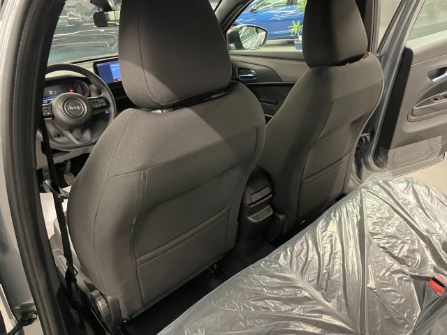 JEEP AVENGER 1.2 LONGITUDE 100 CV KM0 MY27 - foto 16