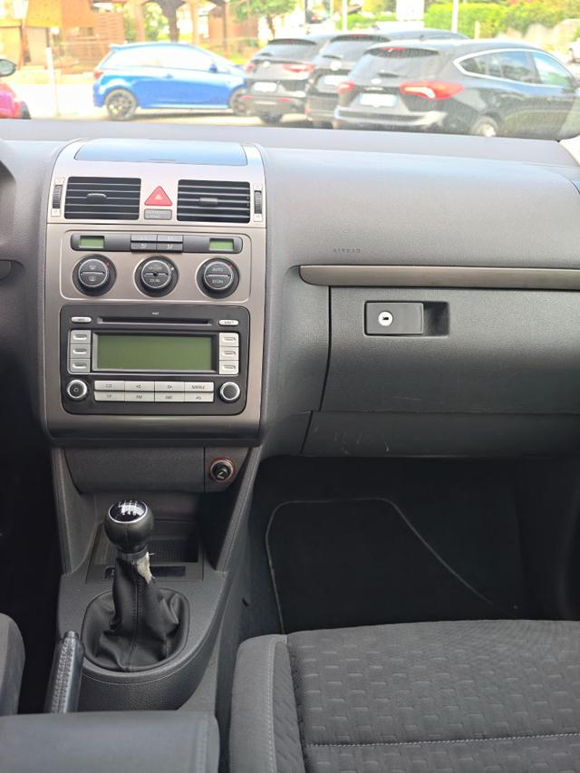 VOLKSWAGEN TOURAN 1.9 TDI 105CV DPF HIGHLINE - foto 14