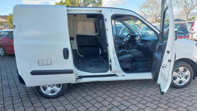 FIAT DOBLO 1.3 MJT  CARGO LOUNGE AZ. ITALIA - foto 27