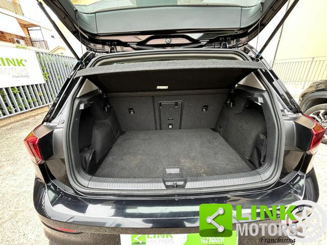 VOLKSWAGEN GOLF 8 AUTOMATICA - foto 11