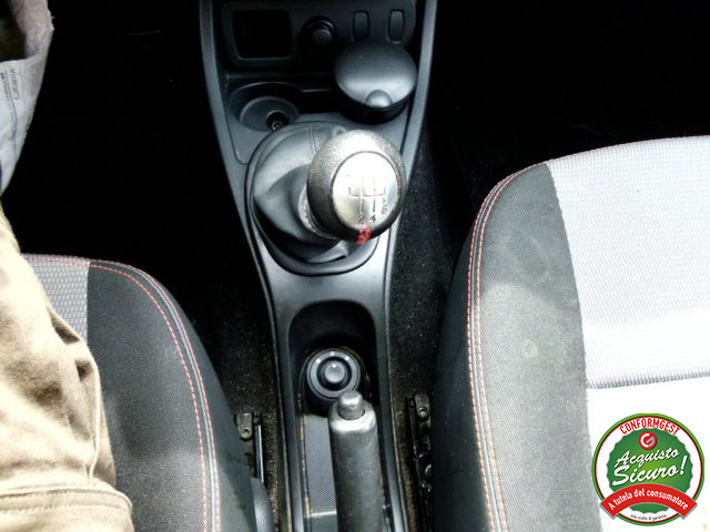 DACIA DUSTER 1.5 DCI 110CV 4X2 LAURÉATE - foto 18