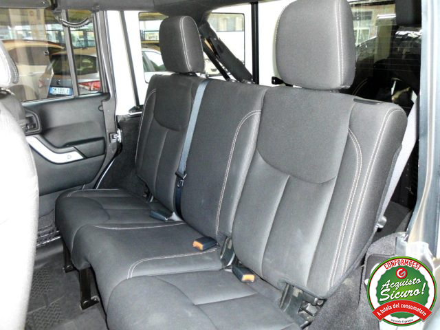 JEEP WRANGLER UNLIMITED 2.8 CRD DPF RUBICON AU - foto 12