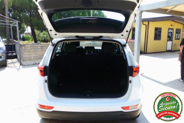 KIA SPORTAGE 1.7 CRDI 2WD COOL - foto 31