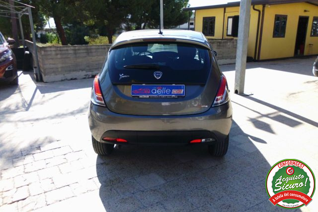 LANCIA YPSILON 1.0 FIREFLY 5 PORTE S&S HYBRID G - foto 6