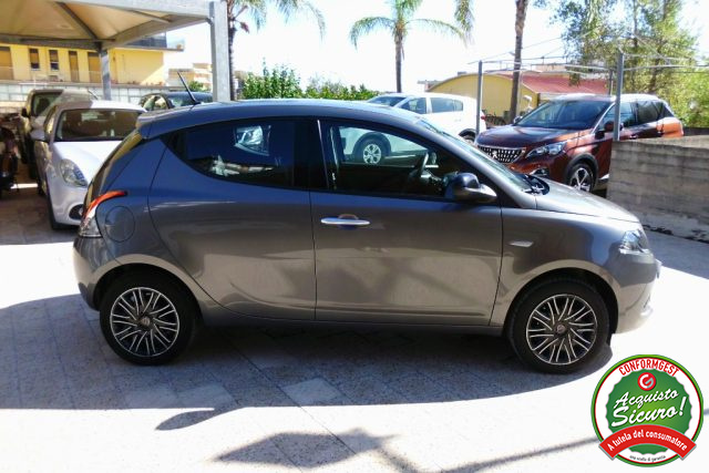 LANCIA YPSILON 1.0 FIREFLY 5 PORTE S&S HYBRID G - foto 8