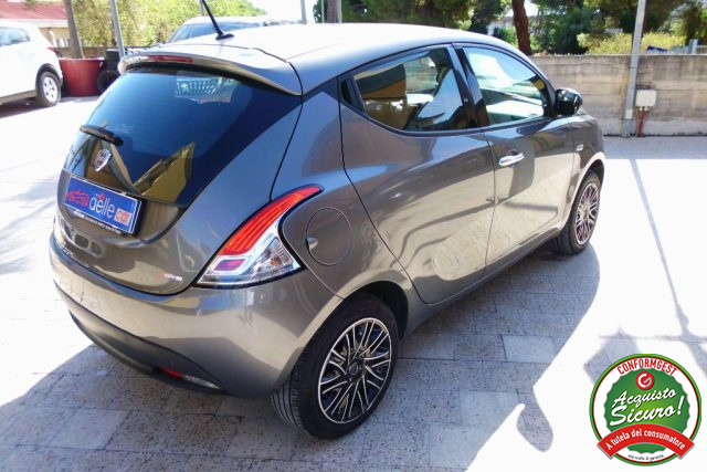 LANCIA YPSILON 1.0 FIREFLY 5 PORTE S&S HYBRID G - foto 36