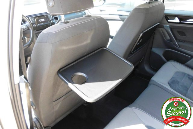VOLKSWAGEN GOLF SPORTSVAN 1.6 TDI 110 CV BUSINESS BLUEMOTI - foto 16