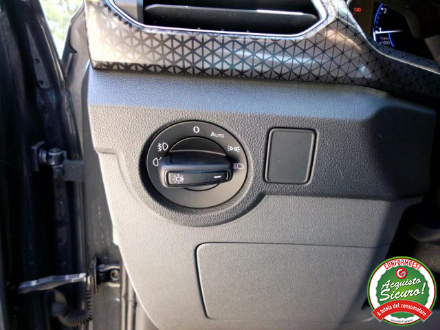 VOLKSWAGEN T-CROSS 1.0 TSI 110 CV DSG STYLE - foto 17