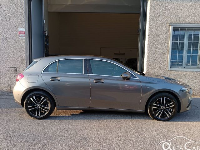 MERCEDES-BENZ A 250 E HYBRID EQ BUSINESS EXTRA - foto 18