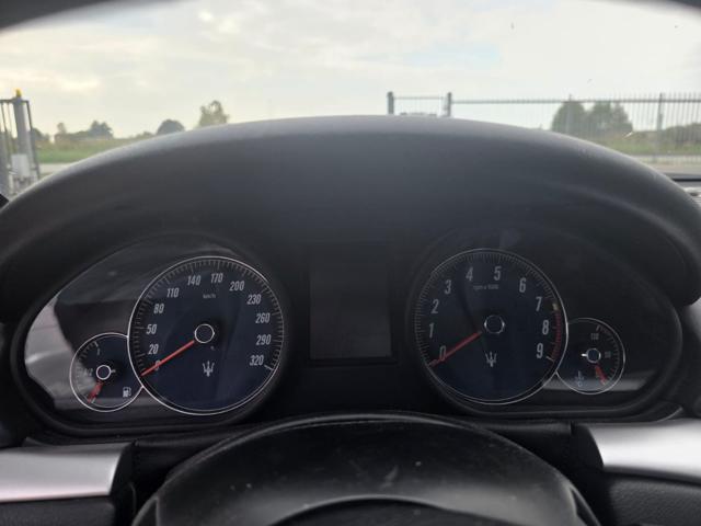 MASERATI GRANTURISMO 4.2 V8 - foto 13