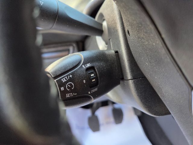 PEUGEOT 208 1° SERIE BLUEHDI 100 S&S 5 PORTE - foto 16