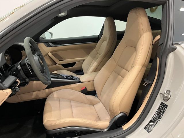 PORSCHE 911 CARRERA 992 COUPÈ - foto 17
