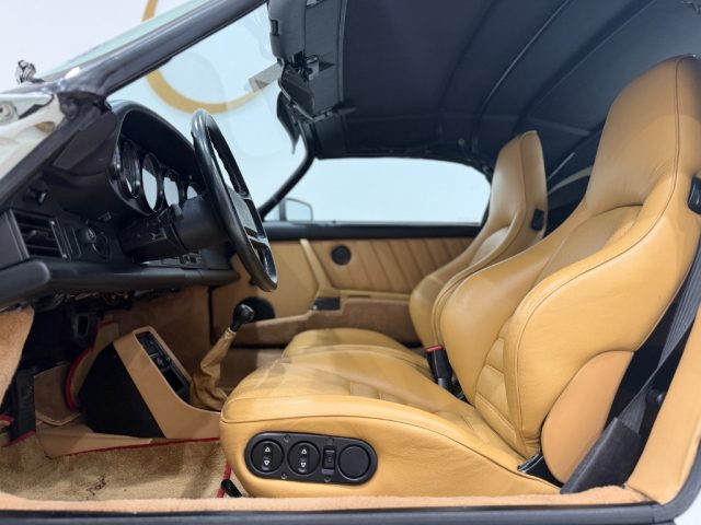 PORSCHE 911 CARRERA 3.2 SPEEDSTER ASI - foto 23