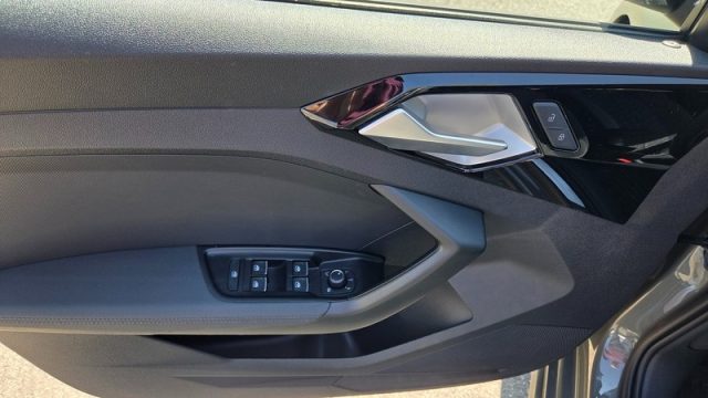 AUDI A1 SPB 30 TFSI S TRONIC S LINE EDIT - foto 17