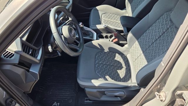 AUDI A1 SPB 30 TFSI S TRONIC S LINE EDIT - foto 18