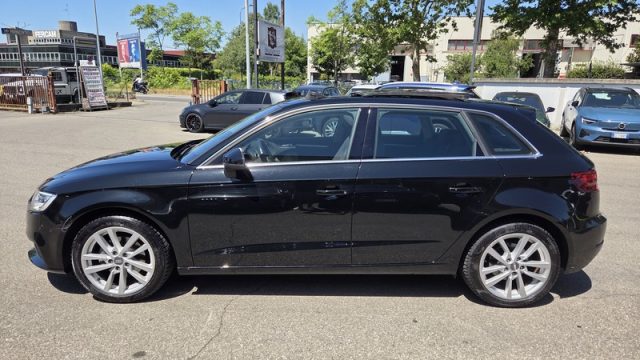 AUDI A3 SPB 30 G-TRON S TRONIC PERMUTE - foto 3