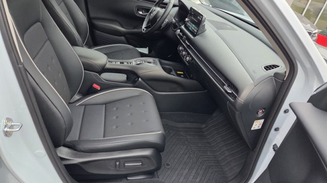 HONDA ZR-V 2.0 HEV ECVT SPORT PERMUTE UNICO - foto 8
