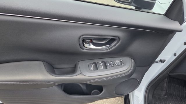 HONDA ZR-V 2.0 HEV ECVT SPORT PERMUTE UNICO - foto 9